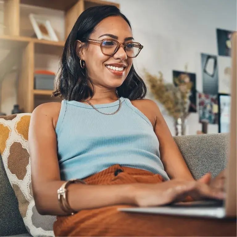 women applying online
